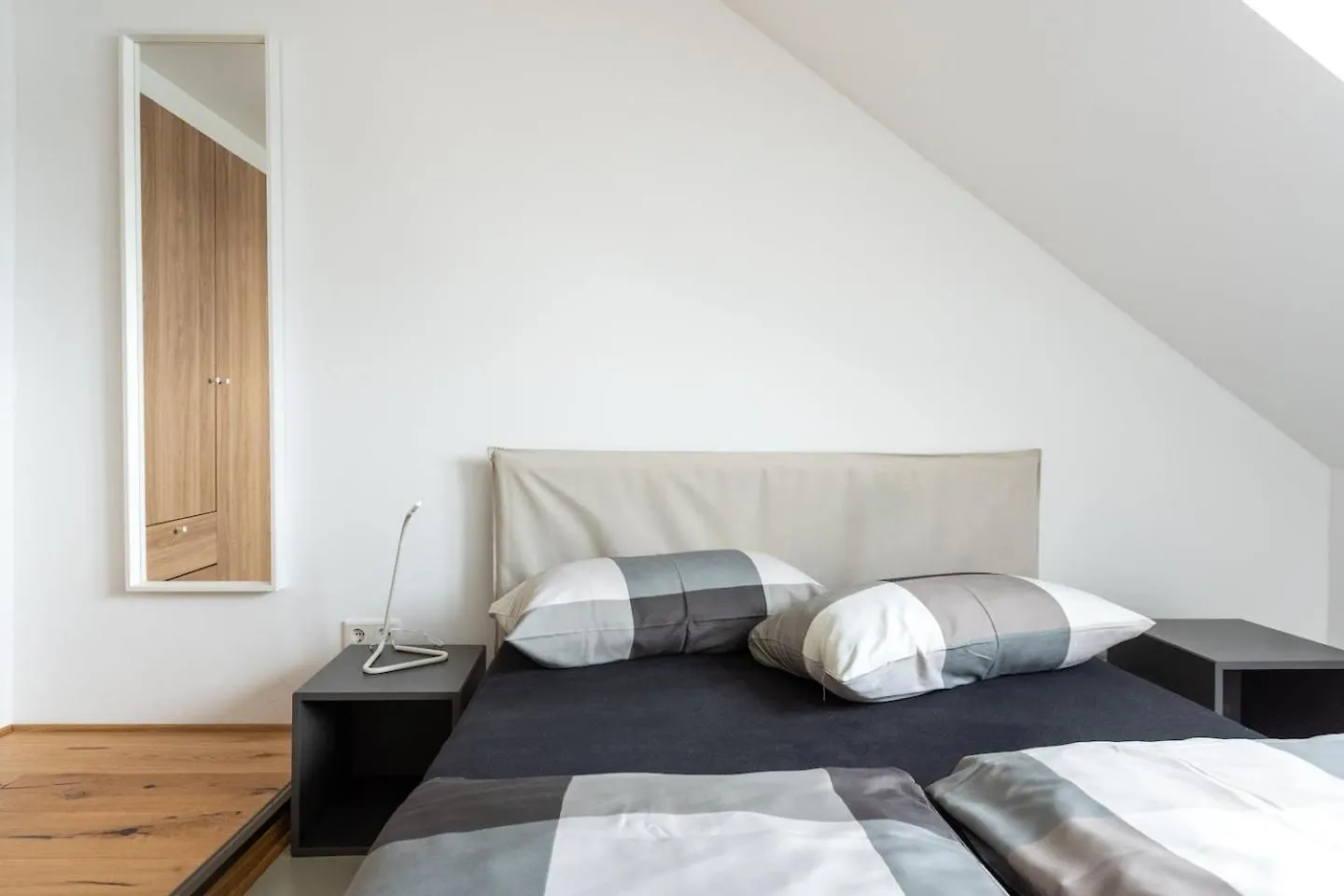 2Bedroom Apartment In Dusseldorf - Near Messe 0*,  Tyskland