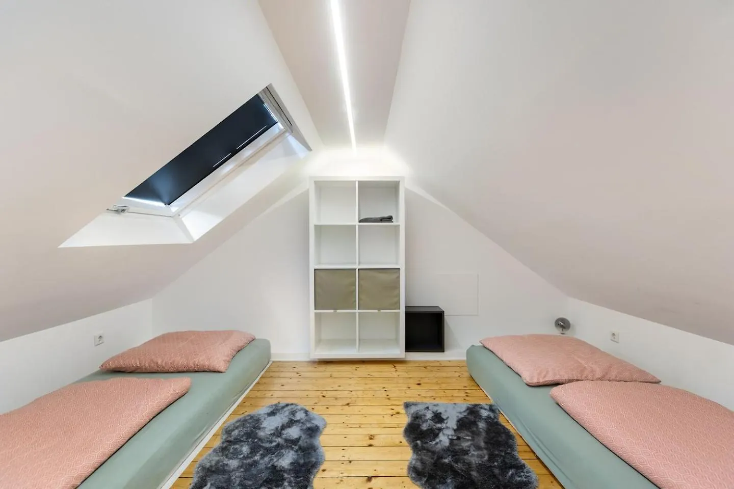 2Bedroom Apartment In Dusseldorf - Near Messe